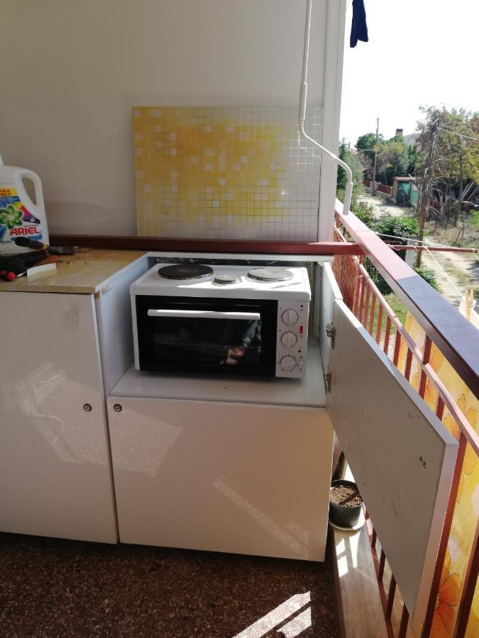 Kletnikovi Apartment อัสโปรวาลตา ภายนอก รูปภาพ